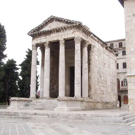 아파트 Lola App In Center, 4+1 Pax *