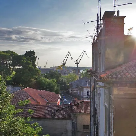 Appartement Lola App In Center, 4+1 Pax *