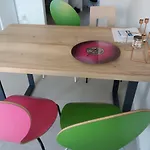 Lola App In Center, 4+1 Pax Pula